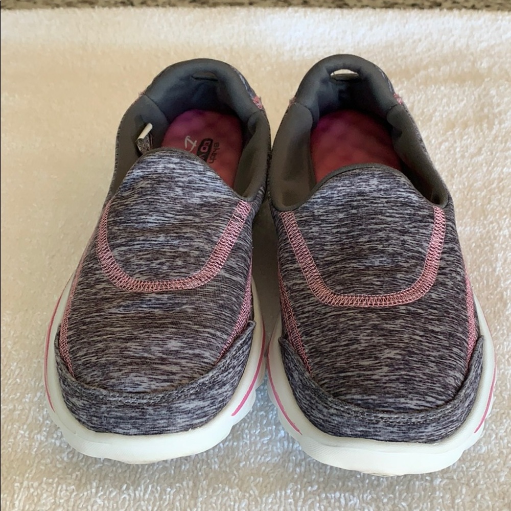 Skechers women’s shoes